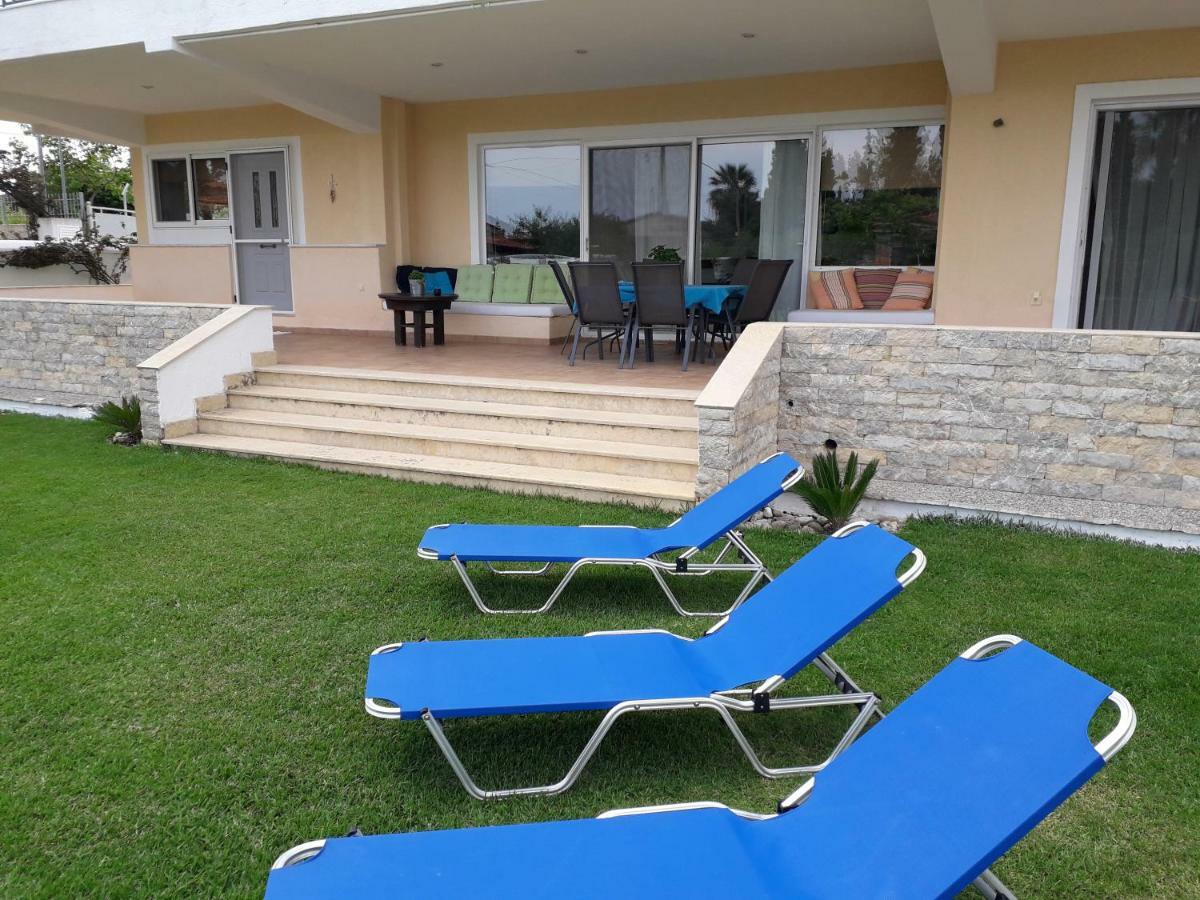 Marathon Beachside Villa 100M From The Beach Schinias Eksteriør billede